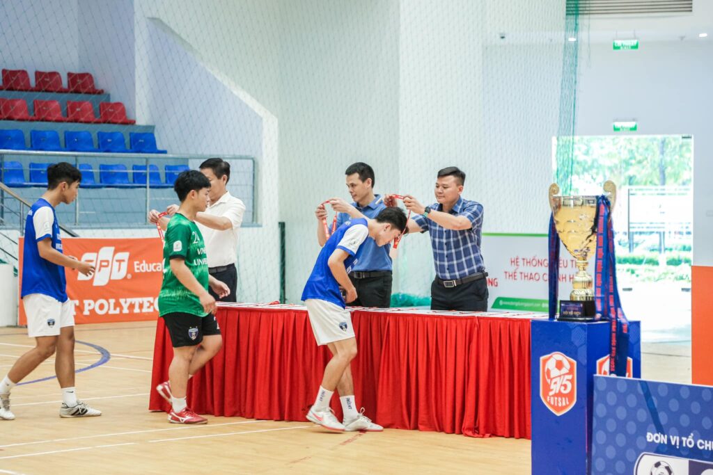 Hoàng Lâm Sport